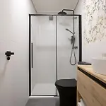 Renovated In Historic Old Town Ac アパート *