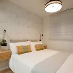 Renovated In Historic Old Town Ac ビルバオ