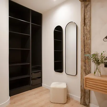 Apartmán Renovated In Historic Old Town Ac